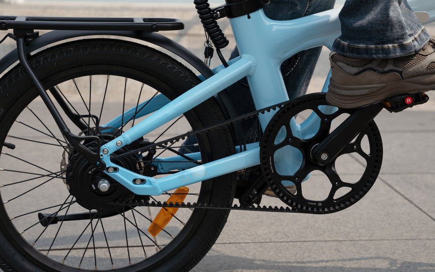 ADO Air 20 Ultra folding e-bike for commuting