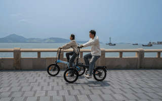 Top 5 Features UK Commuters Look for in an E-Bike & Brands That Deliver