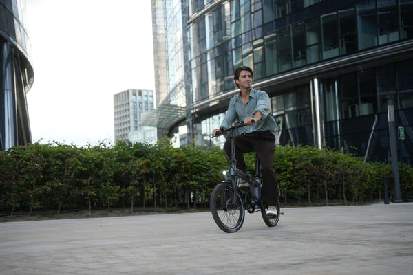 E-Bike vs Car vs Public Transport in the UK: Which Saves More Money?