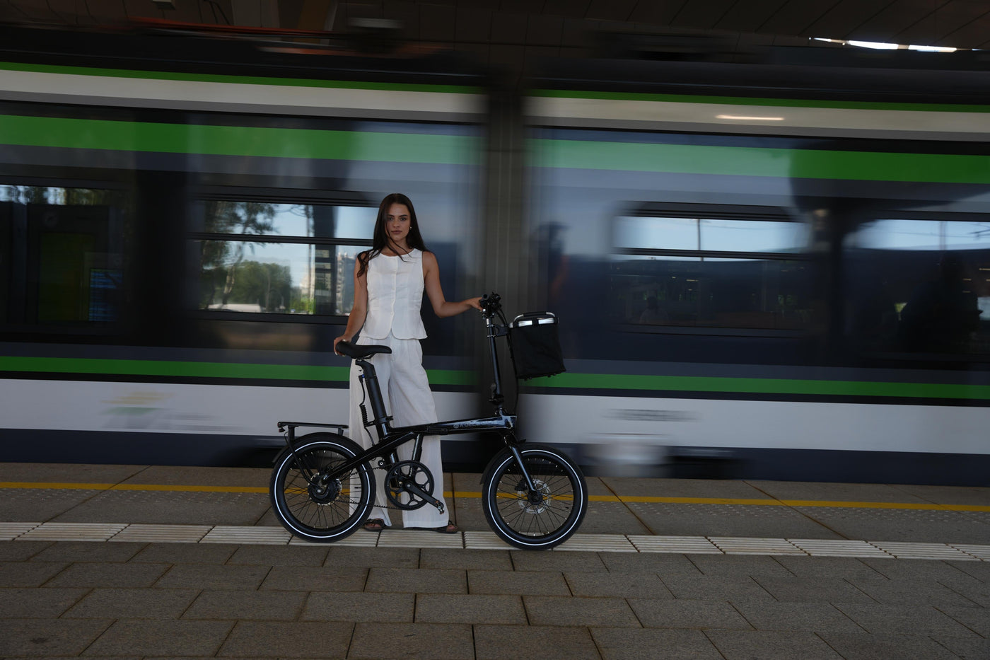 Best Folding E-Bikes for UK City Living